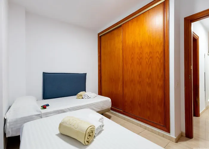 דירה Edificio Carolina אדחה